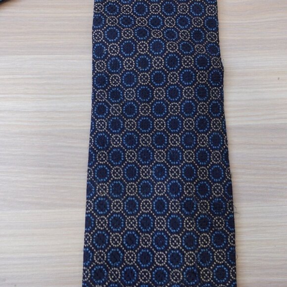 VALENTINO Oliver Neck Tie Mens Blue‎ Silk Italian Cravatta Necktie Classic ITALY - Picture 3 of 11